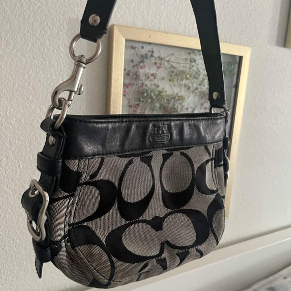 Coach Handbags - Y2K COACH shoulder monogram logo black bag